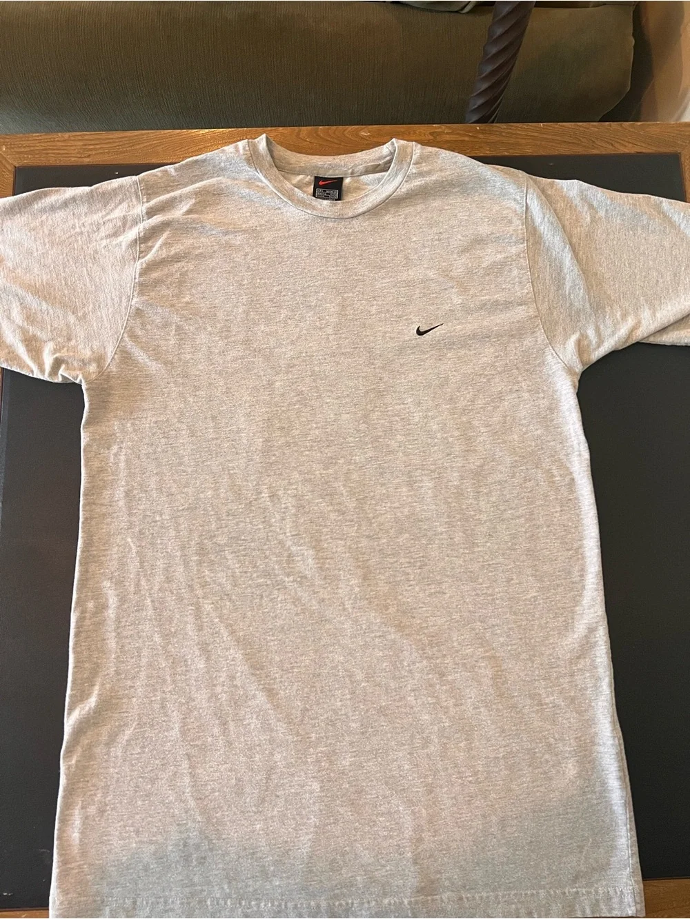 Nike Men's Gray Short-Sleeve Crewneck T-Shirt Large